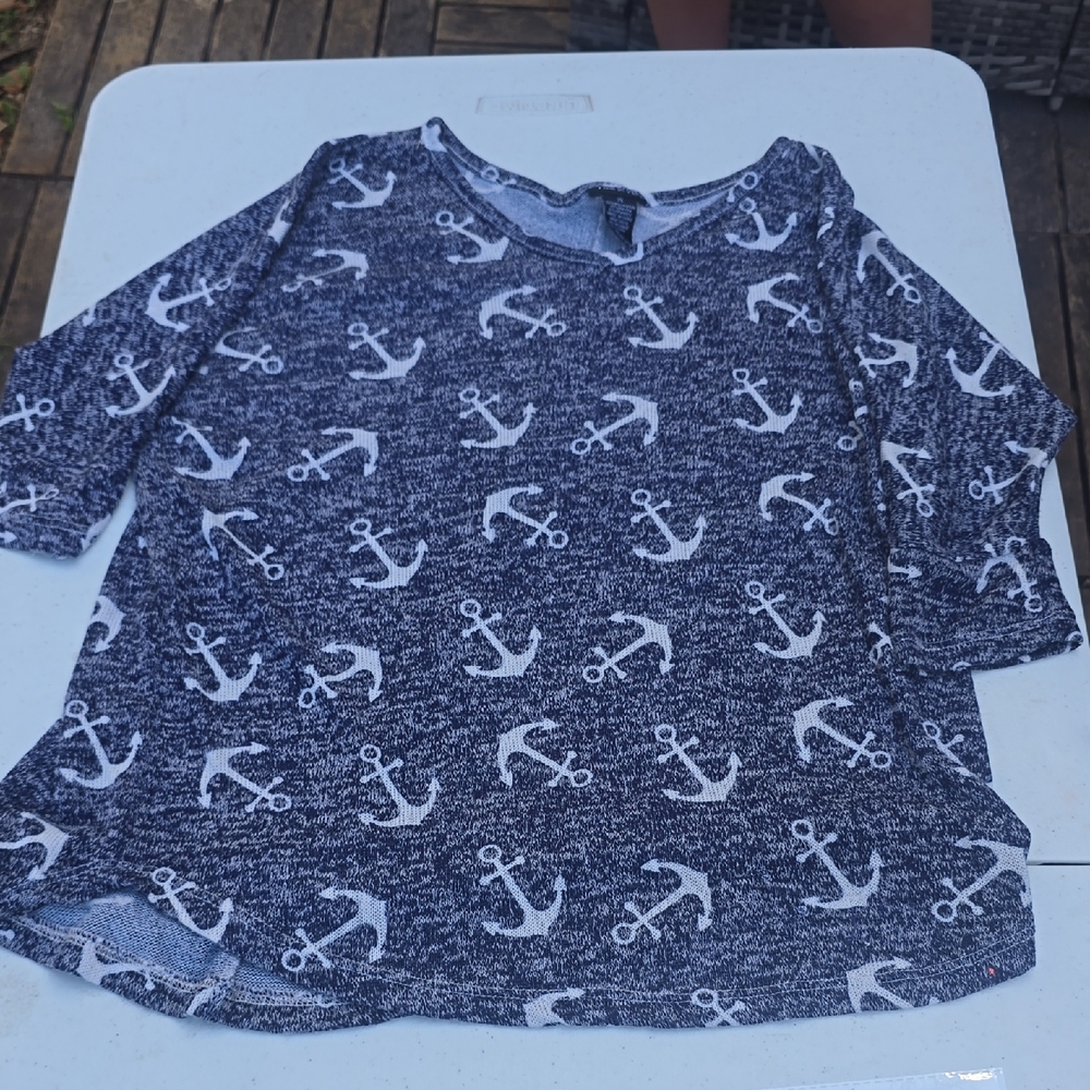 Rue21 Navy and White Knit Top with Subtle Texture